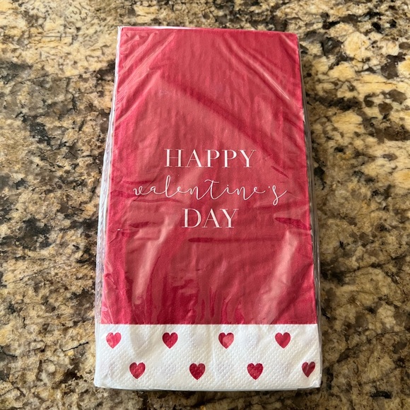 Valentine’s Day set of paper goods - Picture 3 of 6